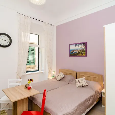 게스트하우스 룸스 테조로 3*